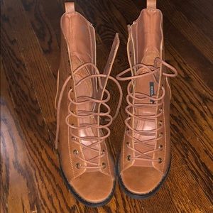 Forever21 laced up ankle boots